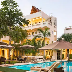 Alamos Con Jacuzzi Y Piscina Cancún