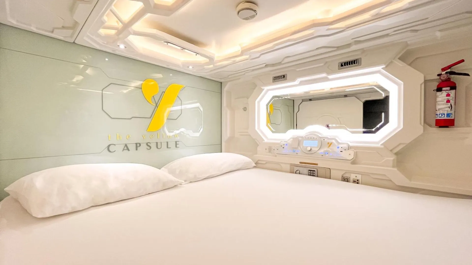 The Yellow Capsule Cancun Close To Airport location