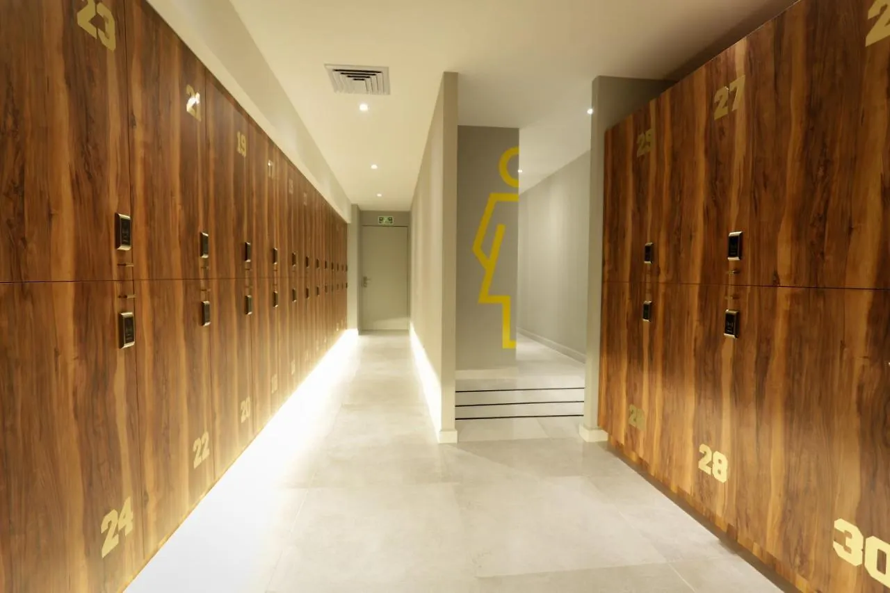 The Yellow Capsule Cancun Close To Airport 4*,  Mexico